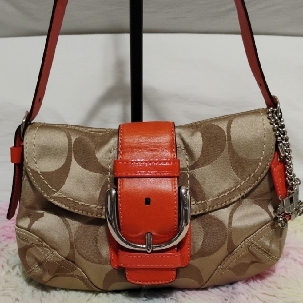 SALE! Auth Coach Vintage Tan/Orange Shoulder Bag & Matching Wallet Set - Picture 2 of 13
